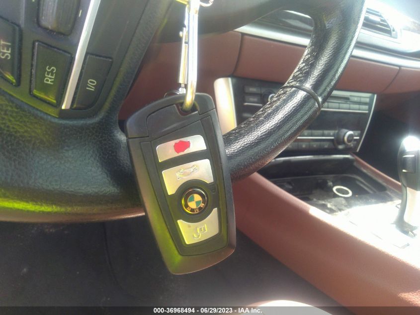 2013 BMW 5 SERIES GRAN TURISMO 535I XDRIVE - WBASP2C53DC339862