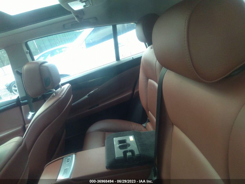 2013 BMW 5 SERIES GRAN TURISMO 535I XDRIVE - WBASP2C53DC339862