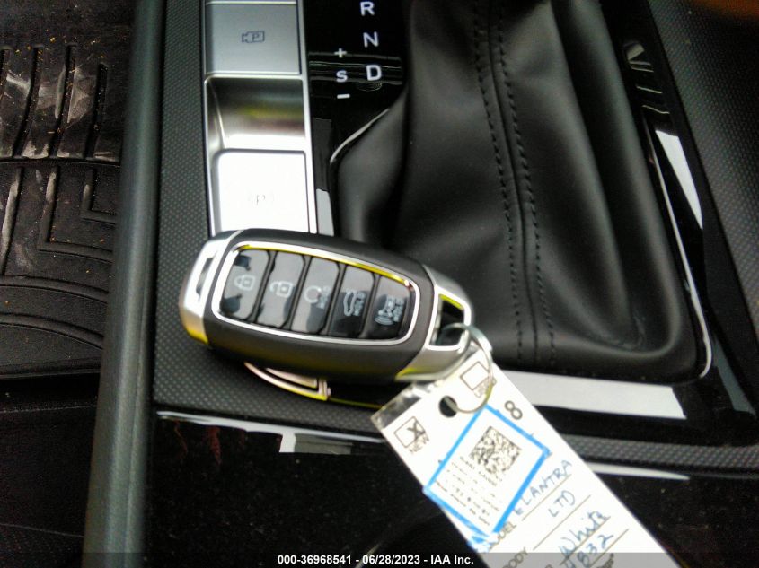 2023 HYUNDAI ELANTRA LIMITED - 5NPLP4AG9PH114832