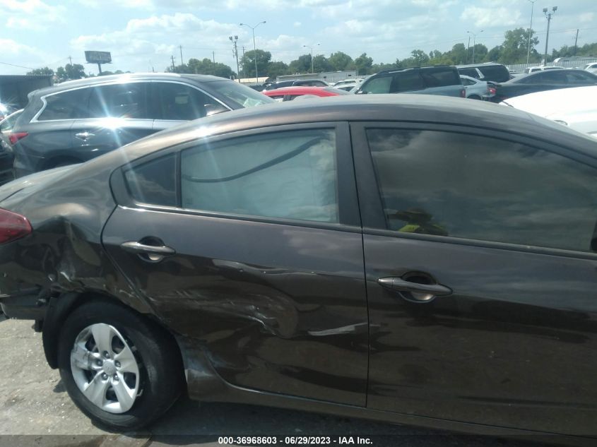 2017 KIA FORTE LX - 3KPFK4A79HE103668