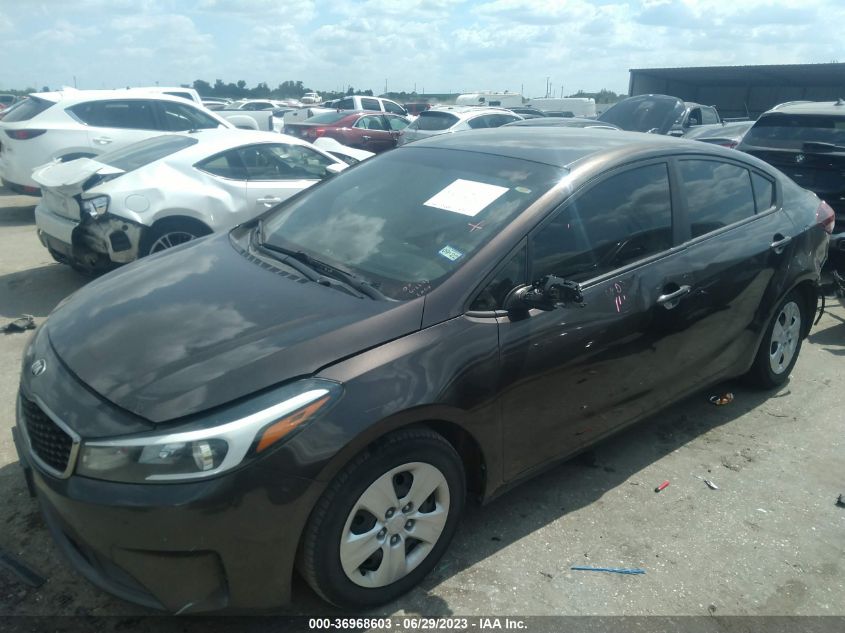2017 KIA FORTE LX - 3KPFK4A79HE103668