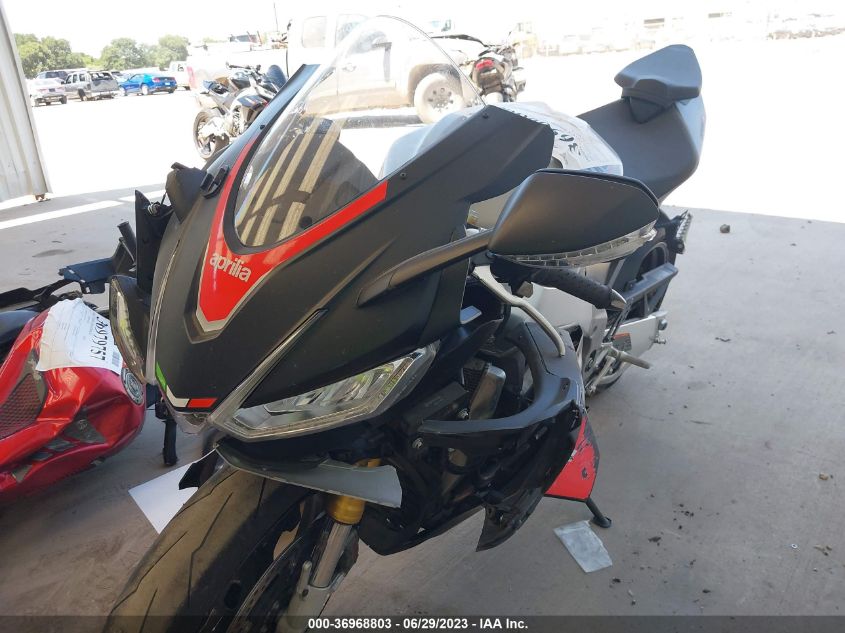 2022 APRILIA RSV4 1100 ZD4KYUA08NS000612
