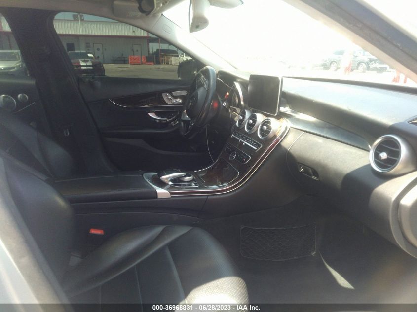 2015 MERCEDES-BENZ C-CLASS C 300 - 55SWF4KB4FU000705