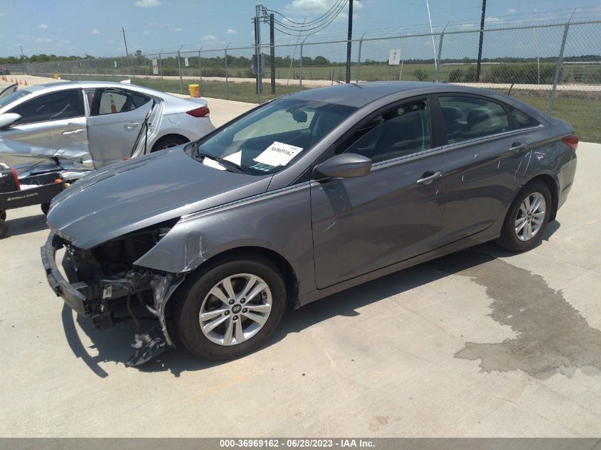 2013 HYUNDAI SONATA GLS - 5NPEB4AC3DH790628