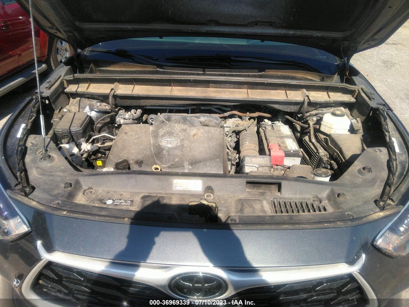 VIN 5TDGZRAH4MS066079 2021 TOYOTA HIGHLANDER XLE