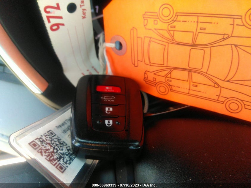 VIN 5TDGZRAH4MS066079 2021 TOYOTA HIGHLANDER XLE