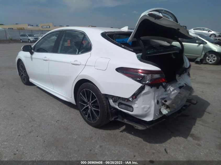 2021 TOYOTA CAMRY SE - 4T1G11AK4MU587573