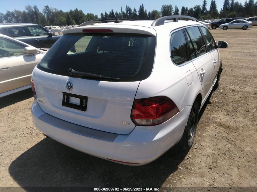2014 VOLKSWAGEN JETTA SPORTWAGEN 2.0L TDI - 3VWPL7AJ7EM615457