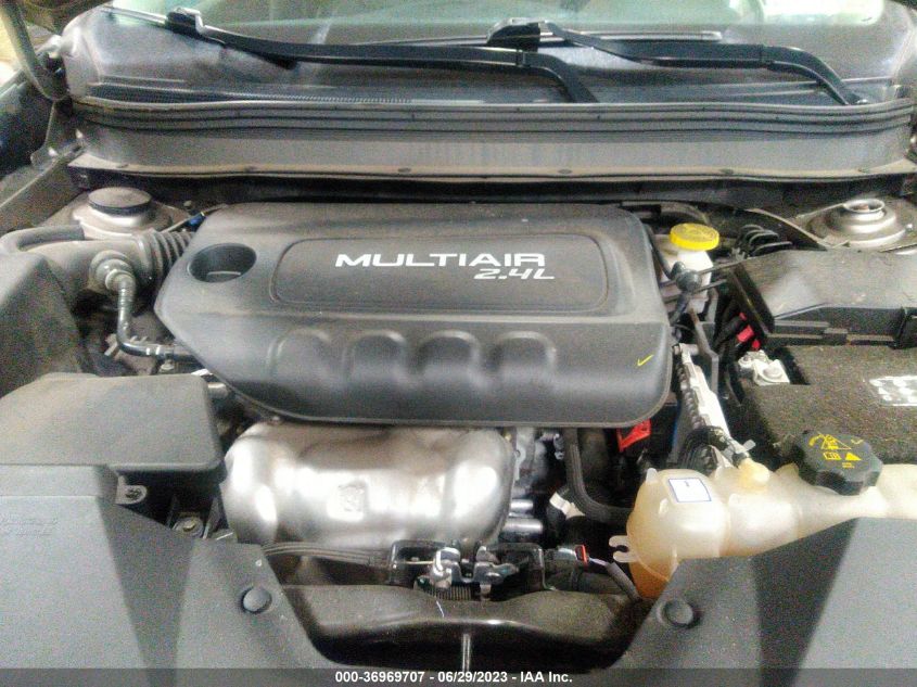 2019 JEEP CHEROKEE LATITUDE PLUS - 1C4PJMLB0KD207709