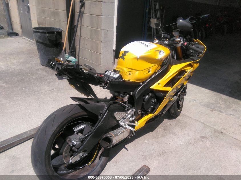 2008 YAMAHA YZFR6 JYARJ16E98A008595