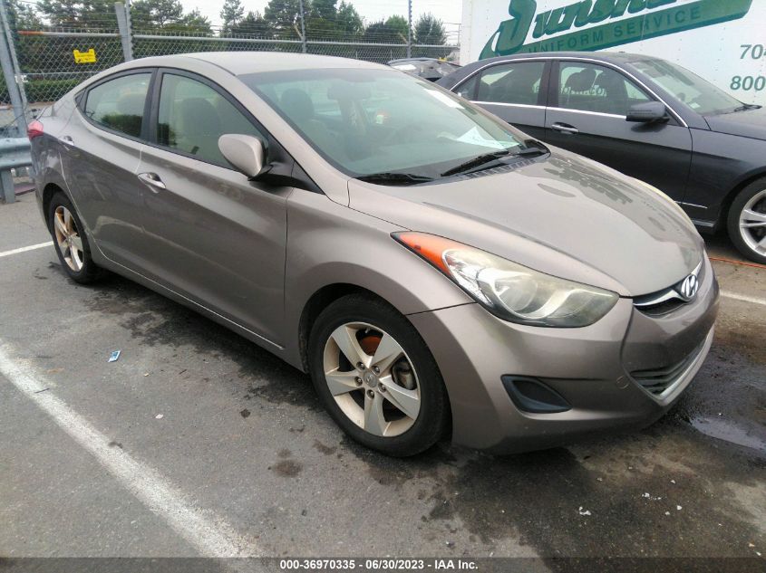 2013 HYUNDAI ELANTRA GLS - 5NPDH4AE8DH261610