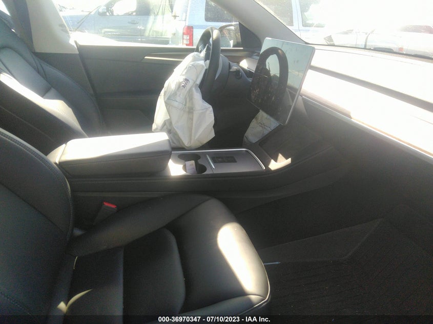 VIN 7SAYGAEE7PF584209 2023 TESLA MODEL Y LONG RANGE