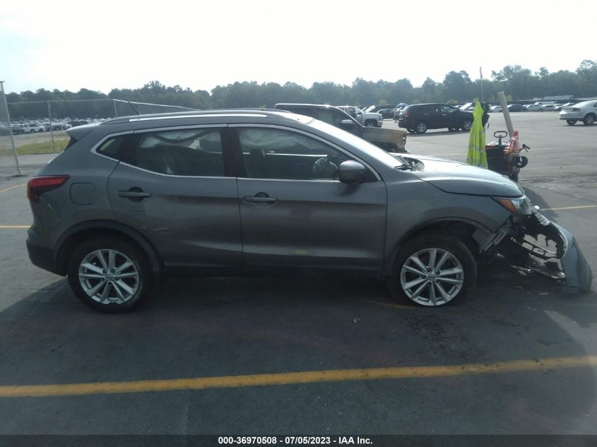 2017 NISSAN ROGUE SPORT SV - JN1BJ1CR2HW114289