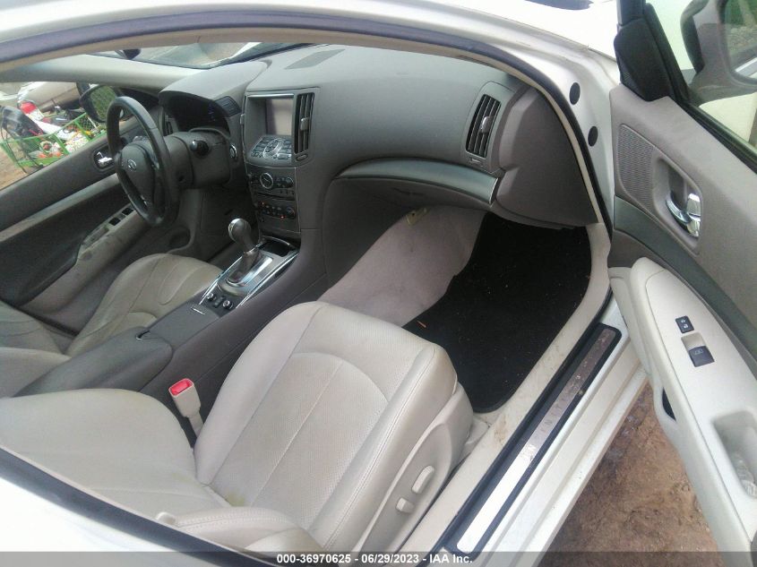 2015 INFINITI Q40 JN1CV6AR6FM650759