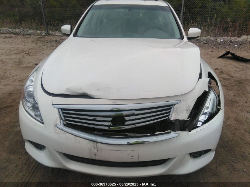 2015 INFINITI Q40 JN1CV6AR6FM650759