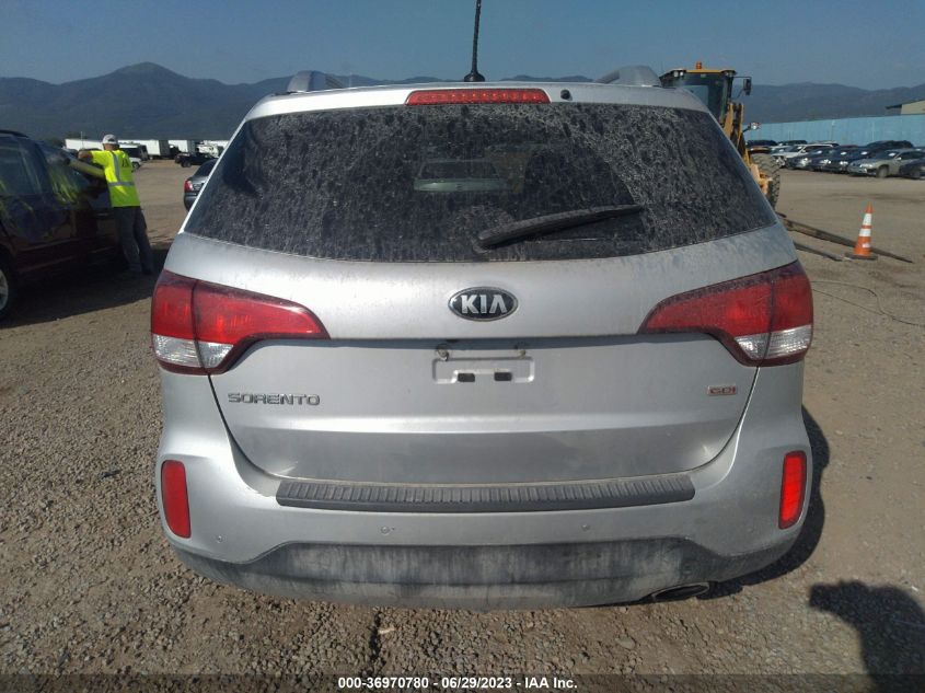 2015 KIA SORENTO LX - 5XYKTDA70FG551096