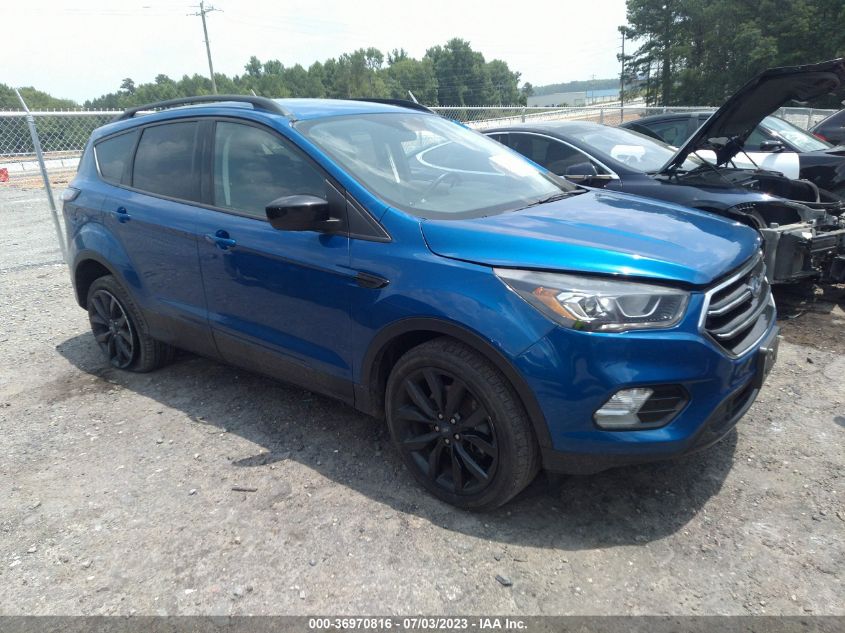 2017 FORD ESCAPE SE - 1FMCU9G95HUC48318