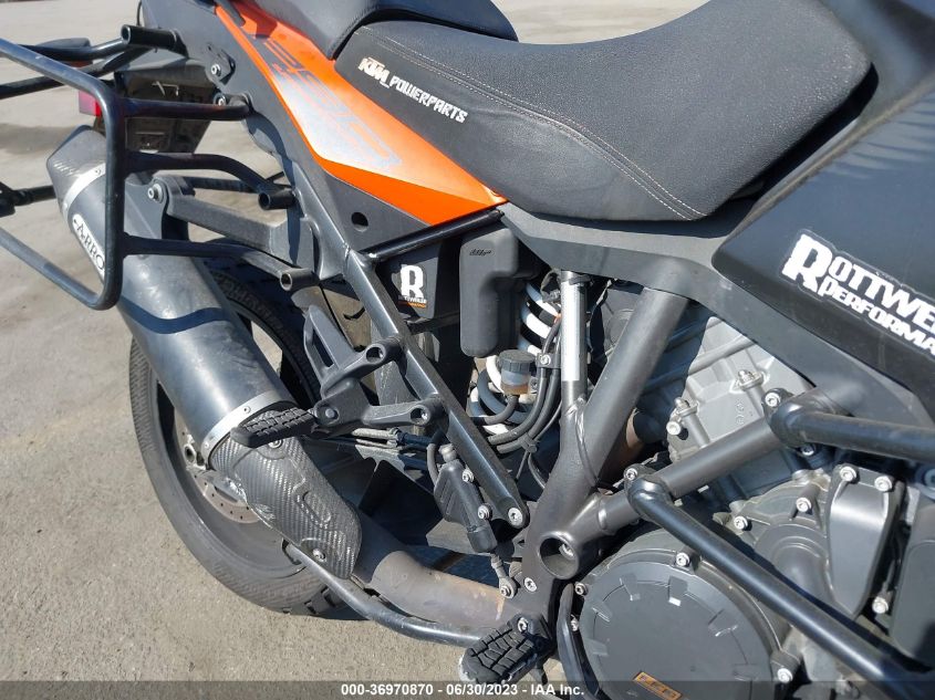 2020 KTM 1290 SUPER ADVENTURE S - VBKV79401LM919985