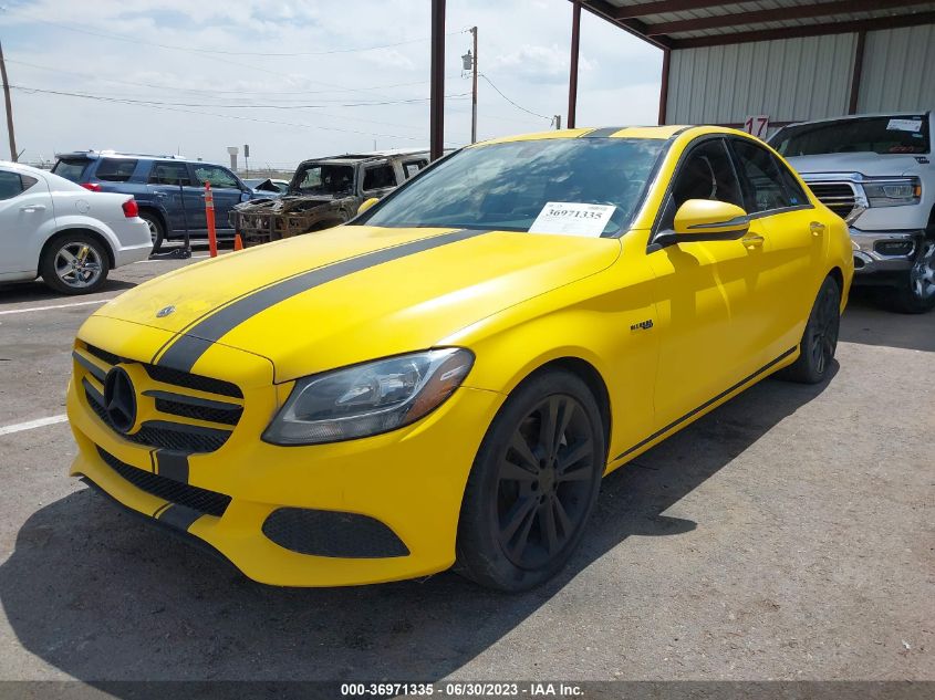 VIN 55SWF4JB2JU244623 2018 MERCEDES-BENZ C-CLASS no.2