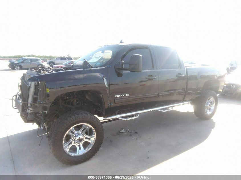 2013 CHEVROLET SILVERADO 2500HD LTZ - 1GC1KYE87DF200260