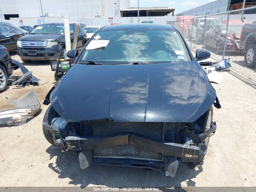 2020 HYUNDAI ELANTRA SEL - KMHD84LF9LU107963