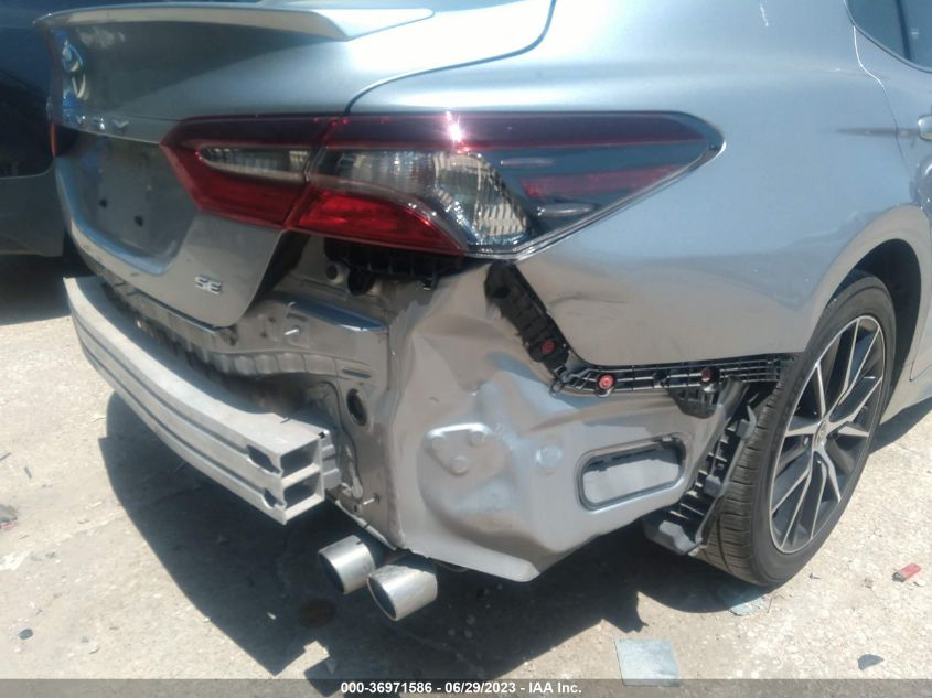 2021 TOYOTA CAMRY SE - 4T1G11AK8MU528106