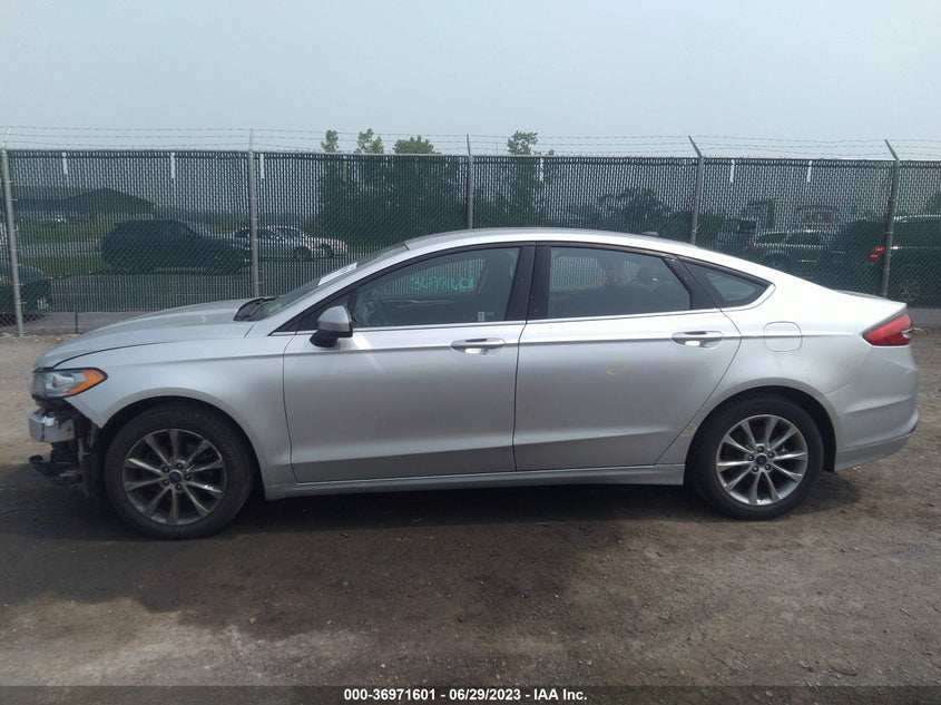 VIN 3FA6P0HD4HR353422 2017 FORD FUSION SE