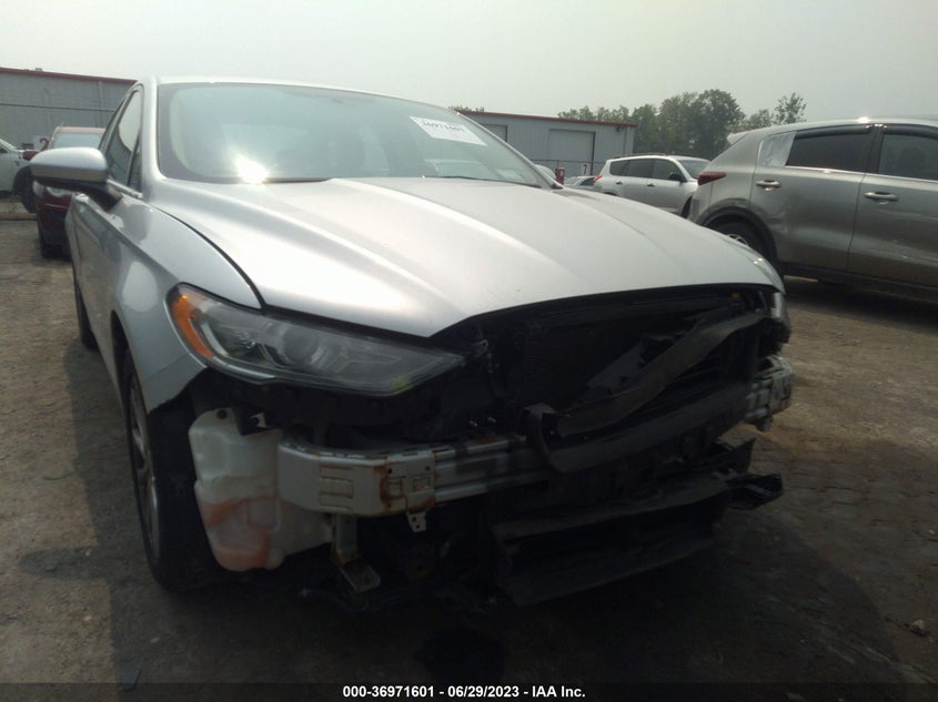 VIN 3FA6P0HD4HR353422 2017 FORD FUSION SE