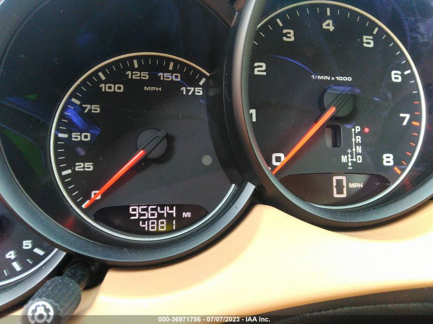 2016 PORSCHE CAYENNE - WP1AA2A28GKA09216