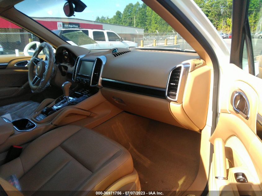 2016 PORSCHE CAYENNE - WP1AA2A28GKA09216