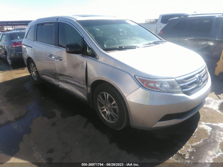 VIN 5FNRL5H60DB090701 2013 HONDA ODYSSEY no.1