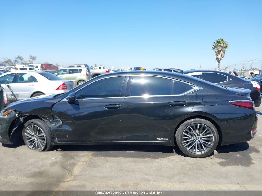 2022 LEXUS ES 300H 58ADA1C16NU016183