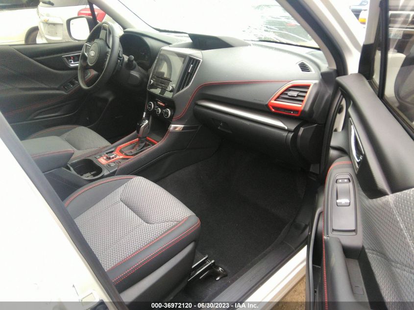 2021 SUBARU FORESTER SPORT - JF2SKARC5MH585852