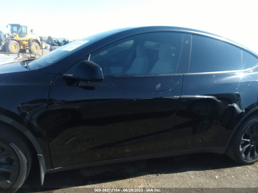 2022 TESLA MODEL Y LONG RANGE - 7SAYGAEE8NF387739