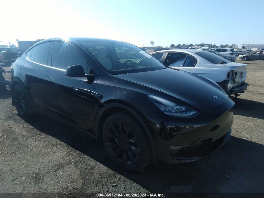 2022 TESLA MODEL Y LONG RANGE - 7SAYGAEE8NF387739