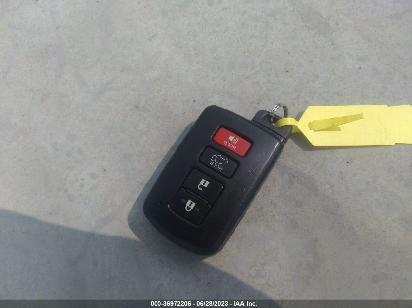 2017 TOYOTA RAV4 SE - JTMJFREV4HD207474