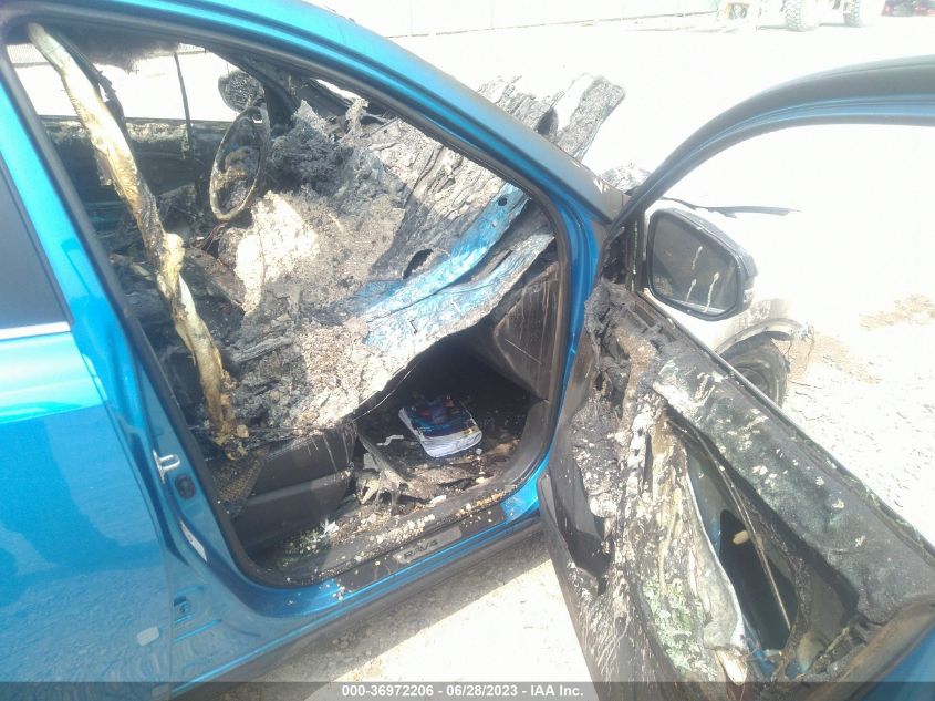 2017 TOYOTA RAV4 SE - JTMJFREV4HD207474