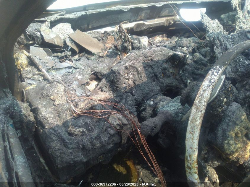 2017 TOYOTA RAV4 SE - JTMJFREV4HD207474