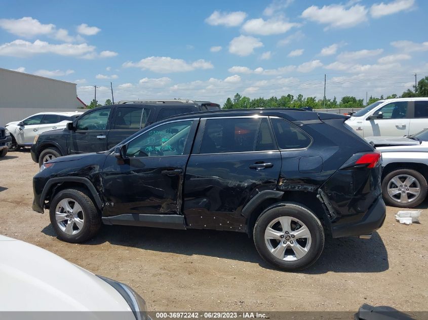 2021 TOYOTA RAV4 XLE - 2T3W1RFV0MW152800