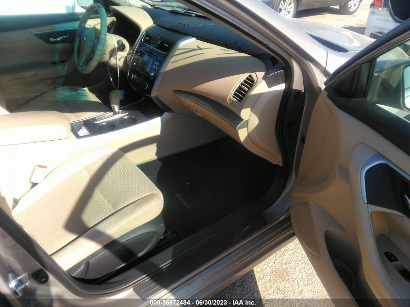 2015 NISSAN ALTIMA 2.5/S/SV/SL - 1N4AL3AP9FN913026
