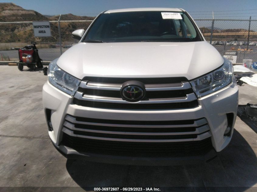 2018 TOYOTA HIGHLANDER LE - 5TDBZRFH4JS823805