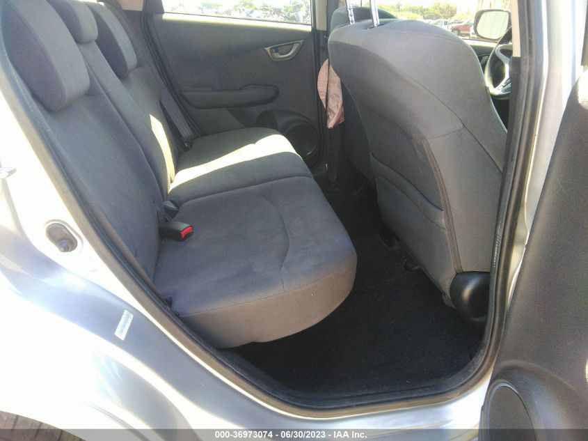 2013 HONDA FIT - JHMGE8H32DC083172