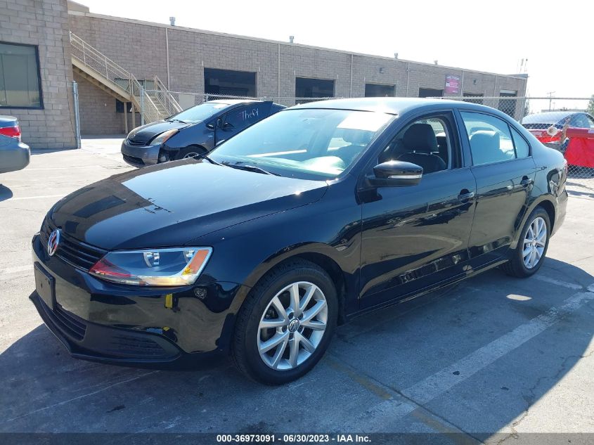 2014 VOLKSWAGEN JETTA SEDAN SE - 3VWD17AJ1EM416784