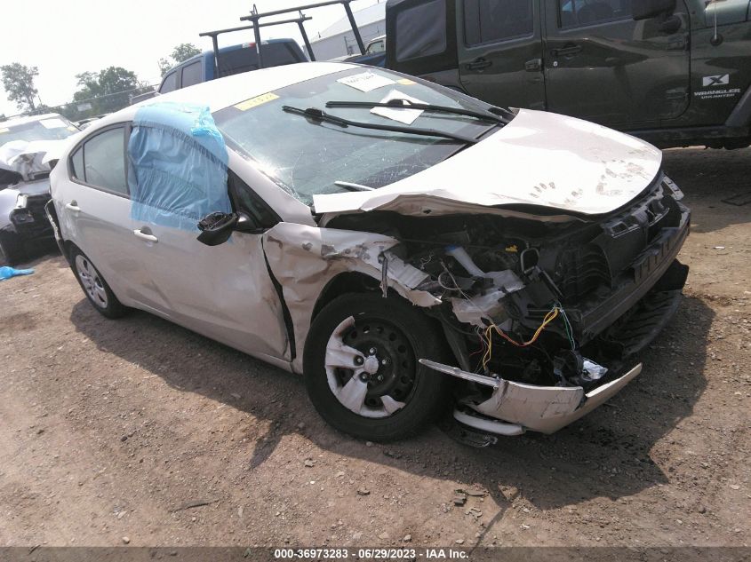2014 KIA FORTE LX - KNAFK4A65E5149588