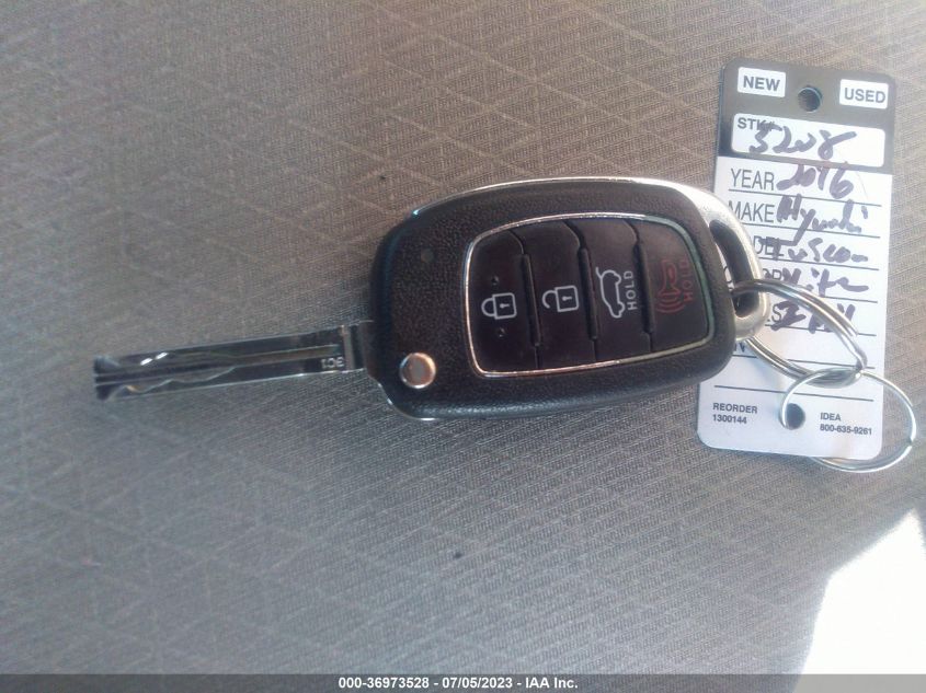 2016 HYUNDAI TUCSON SE - KM8J23A4XGU160936