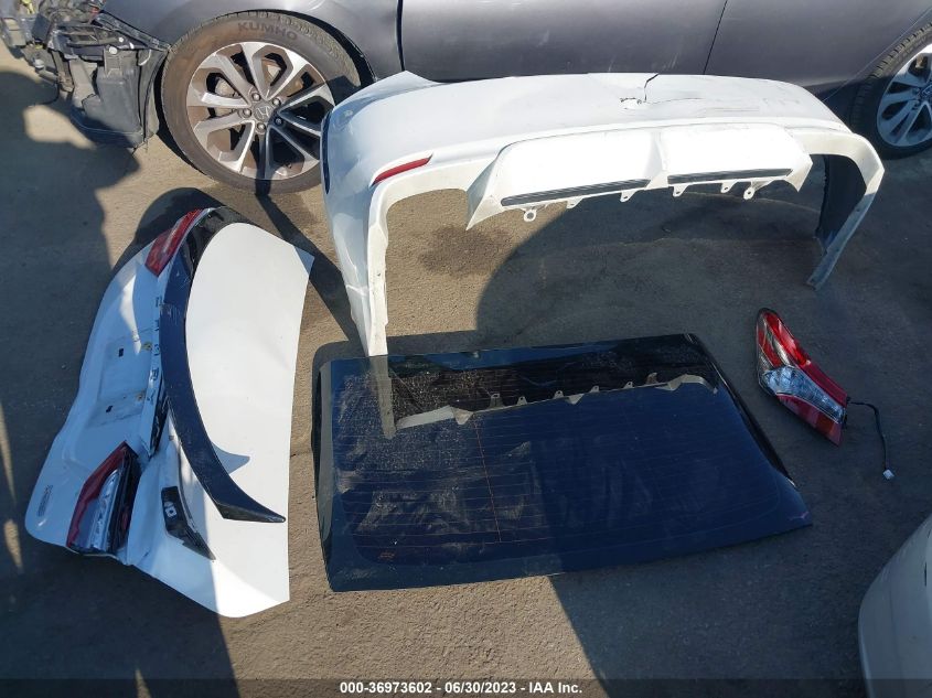 2019 TOYOTA CAMRY XSE - 4T1B61HK9KU200594