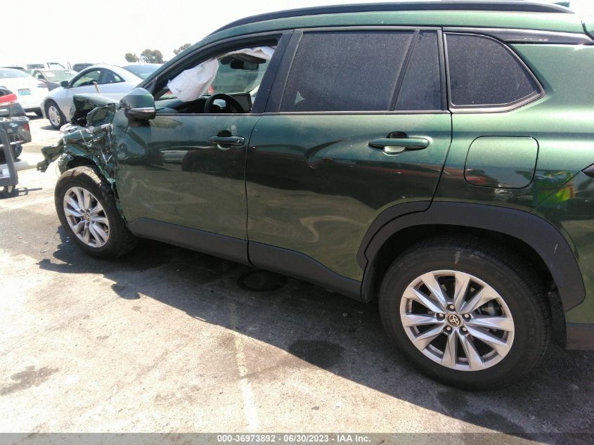 2022 TOYOTA COROLLA CROSS LE - 7MUBAABG9NV007092