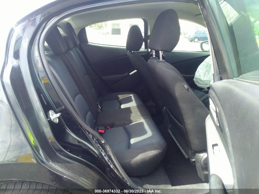 2019 TOYOTA YARIS SEDAN L/LE/XLE 3MYDLBYV1KY512462