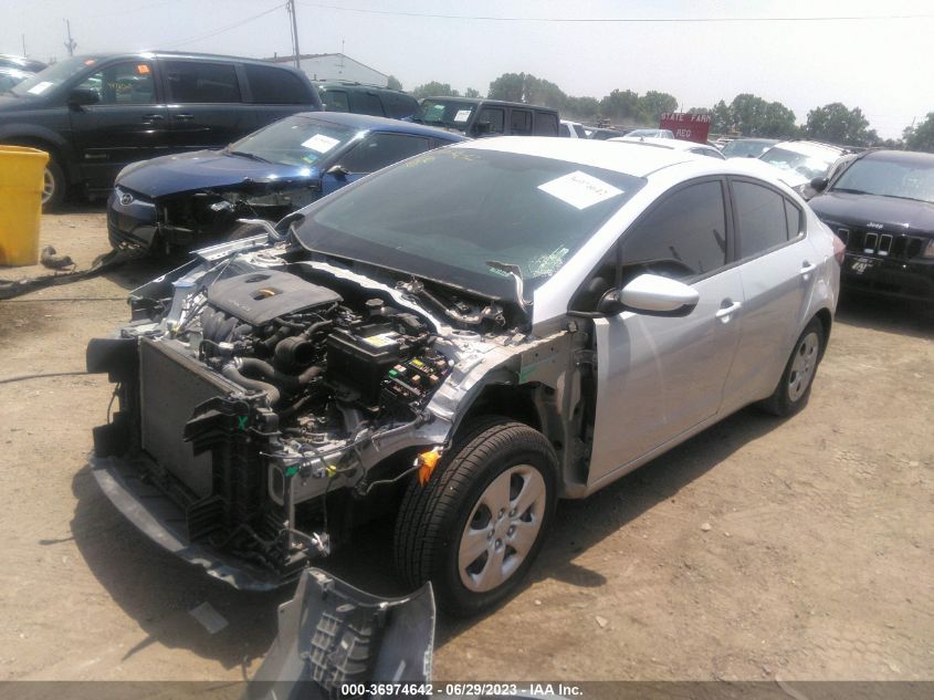 2018 KIA FORTE LX - 3KPFL4A76JE199388