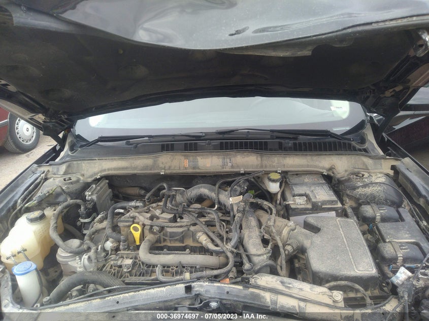 VIN 3FA6P0HD7JR272940 2018 FORD FUSION SE